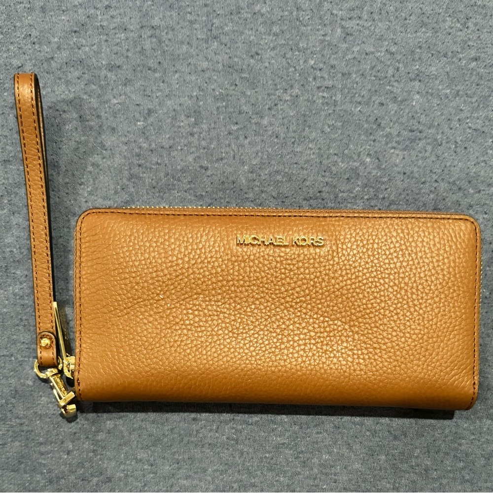 Michael Kors wallet